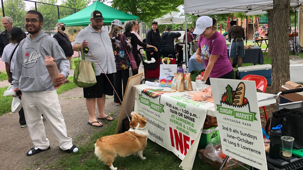 farmers market scene